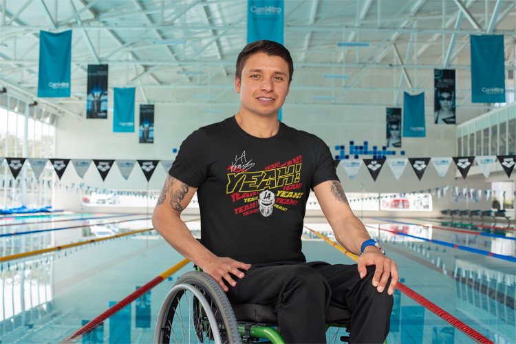 Load image into Gallery viewer, LA Knight Yeah Logo Black T-shirt by EWS | Extreme Wrestling Shirts