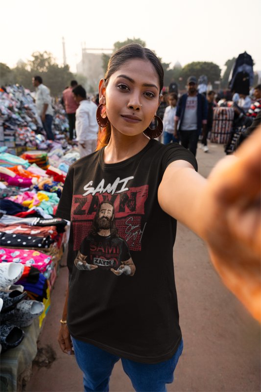 Load image into Gallery viewer, Sami Zayn Signtaure Pose Black T-shirt by EWS | Extreme Wrestling Shirts