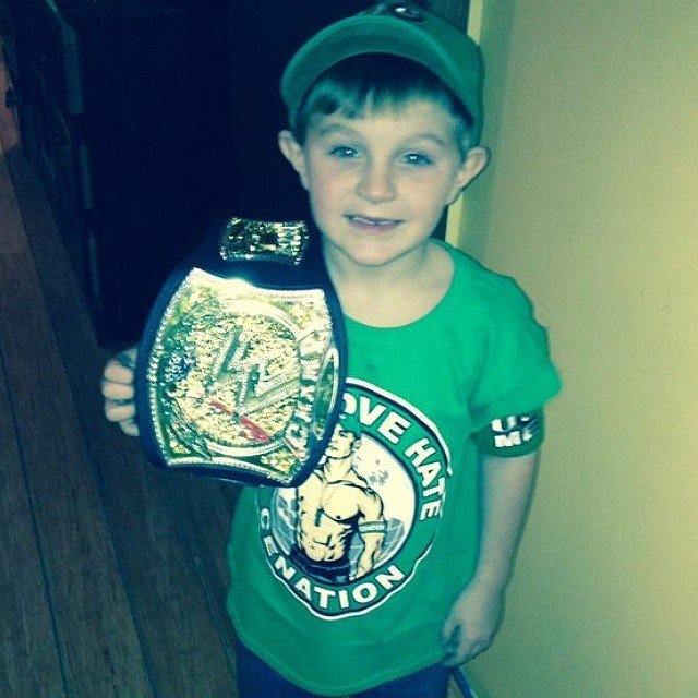 Load image into Gallery viewer, John Cena Boys Green Kids Costume T-shirt Hat Wristbands by WWE | Extreme Wrestling Shirts
