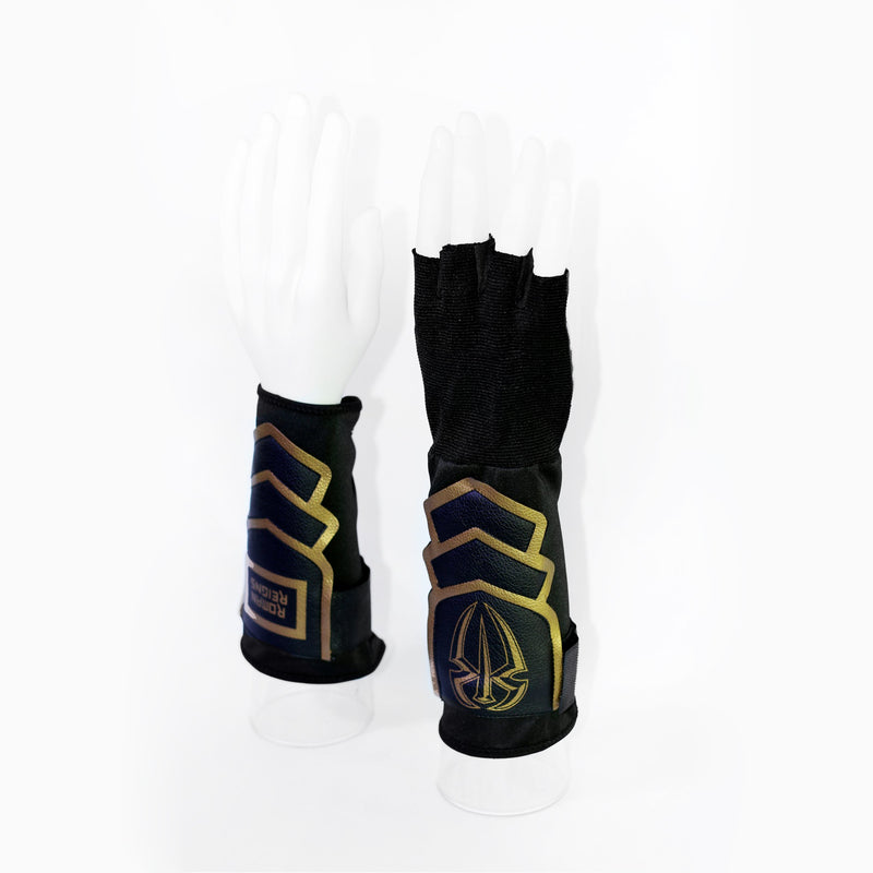 Load image into Gallery viewer, Roman Reigns Logo WWE Punch Glove Set
