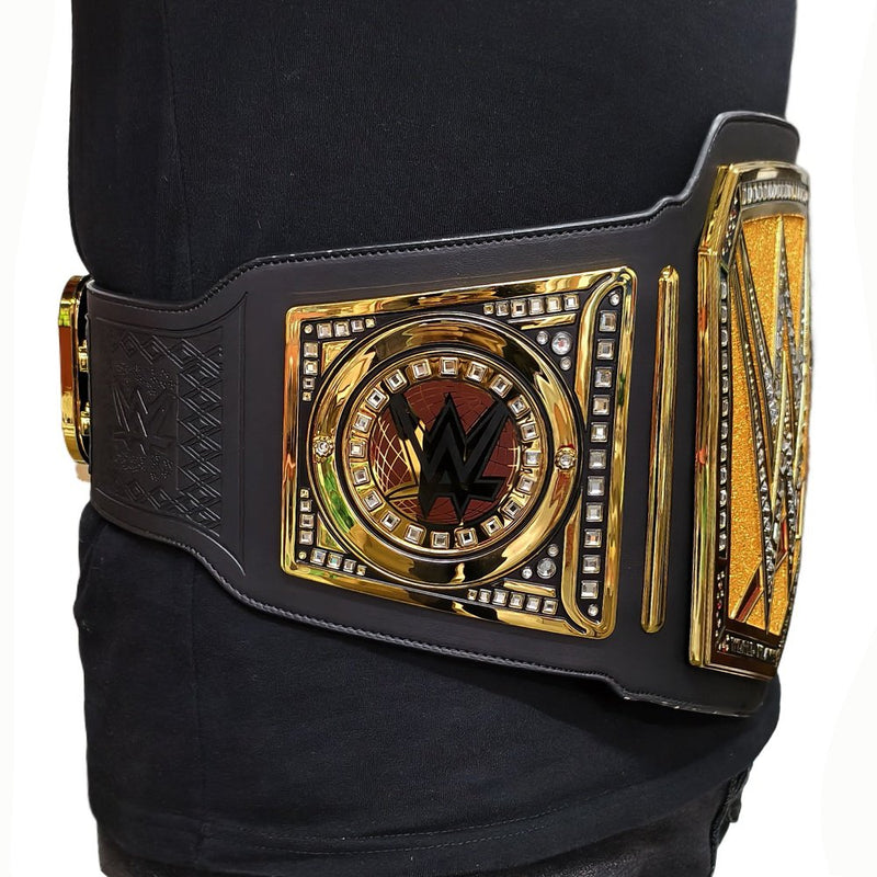 Load image into Gallery viewer, Undisputed Heavyweight Championship Replica Title Belt with Bag by EWS | Extreme Wrestling Shirts
